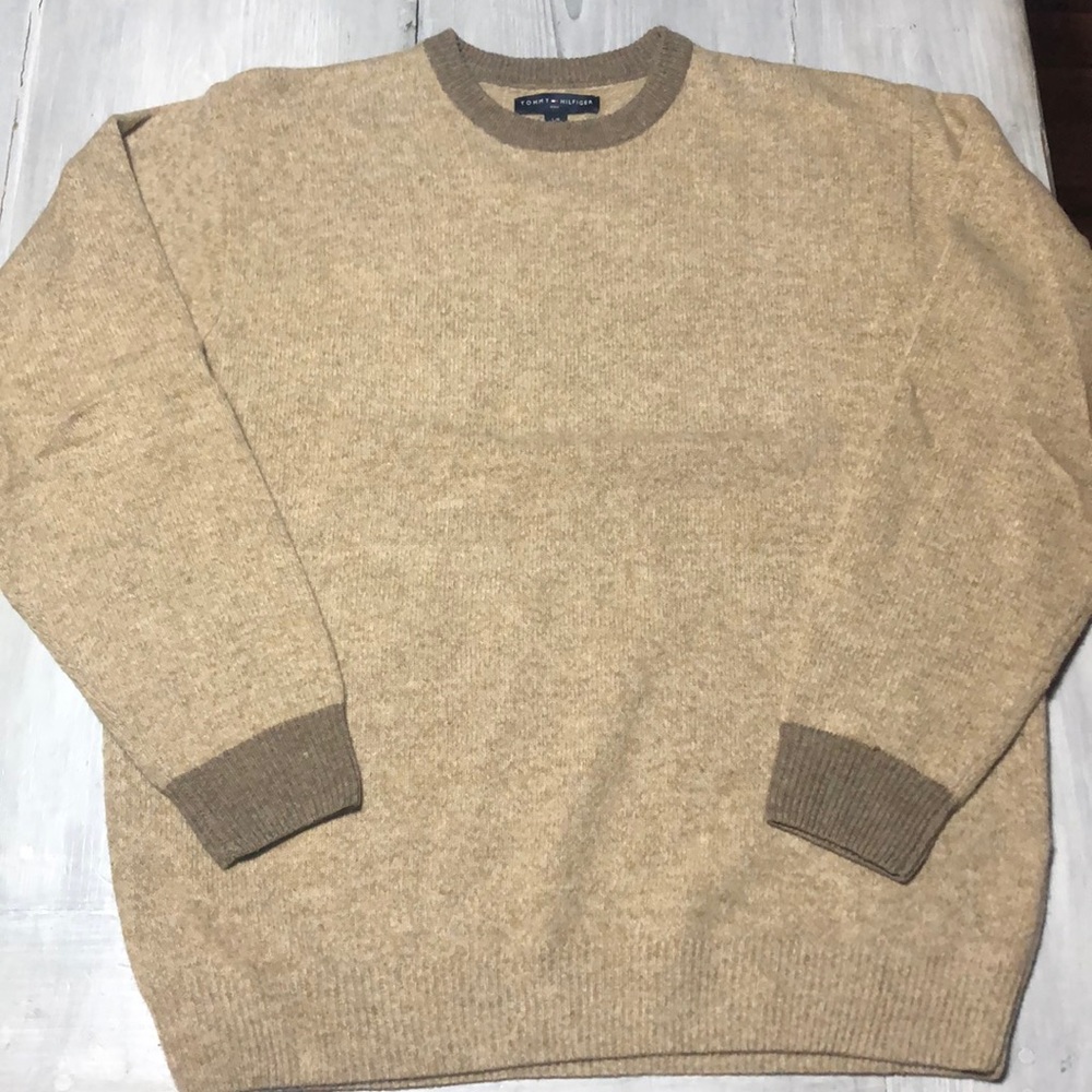 Tommy Hilfiger sweater